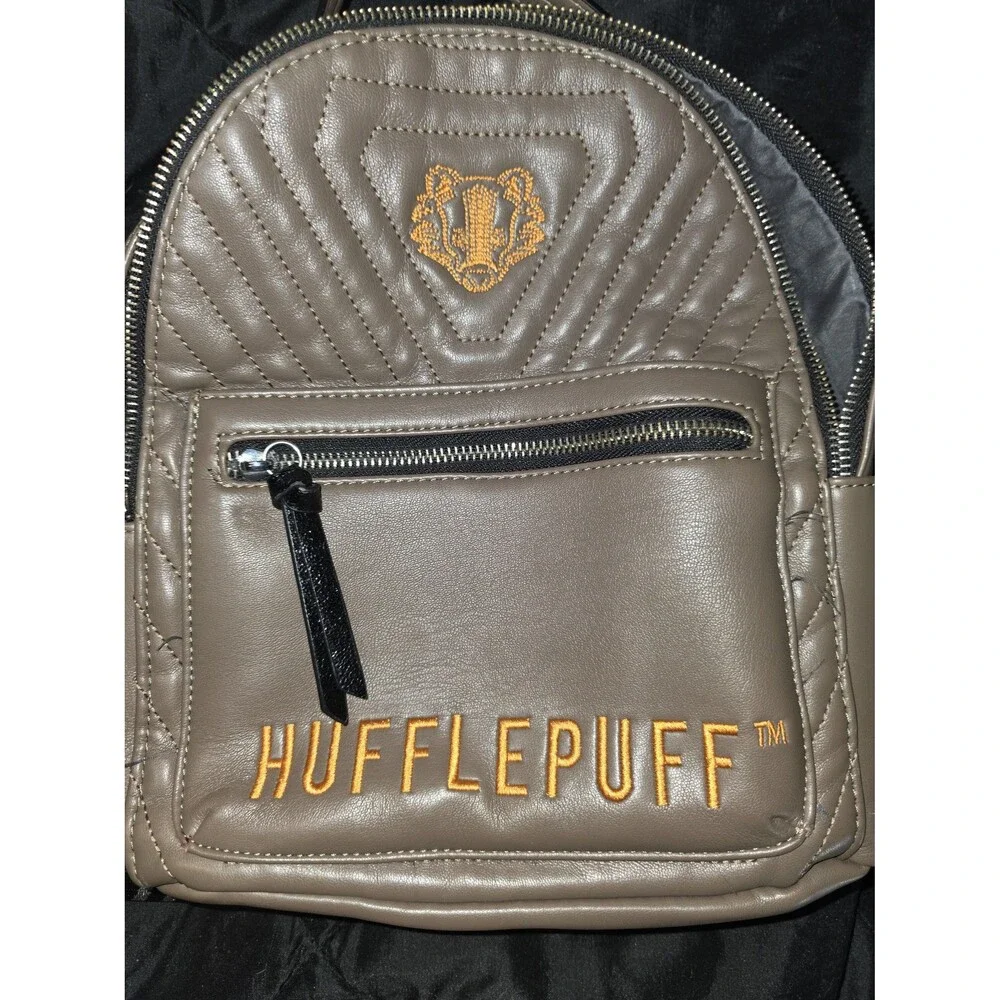 Danielle Nicole Harry Potter Hufflepuff tan mini backpack purse bag tote!